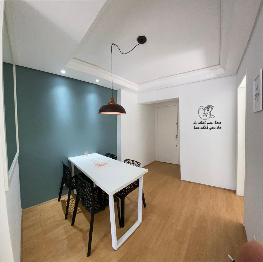 101- Lindo Apartamento Amplo E Decorado, 2 Quartos, Sala, Cozinha Completa, Mobiliario Moderno, Lavanderia , Excelente Localizacao No Bairro Bigorrilho Курітіба Екстер'єр фото