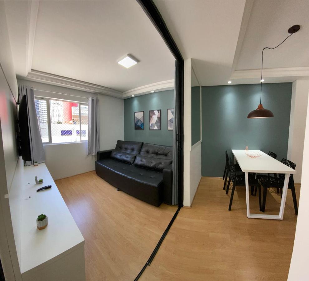 101- Lindo Apartamento Amplo E Decorado, 2 Quartos, Sala, Cozinha Completa, Mobiliario Moderno, Lavanderia , Excelente Localizacao No Bairro Bigorrilho Курітіба Екстер'єр фото
